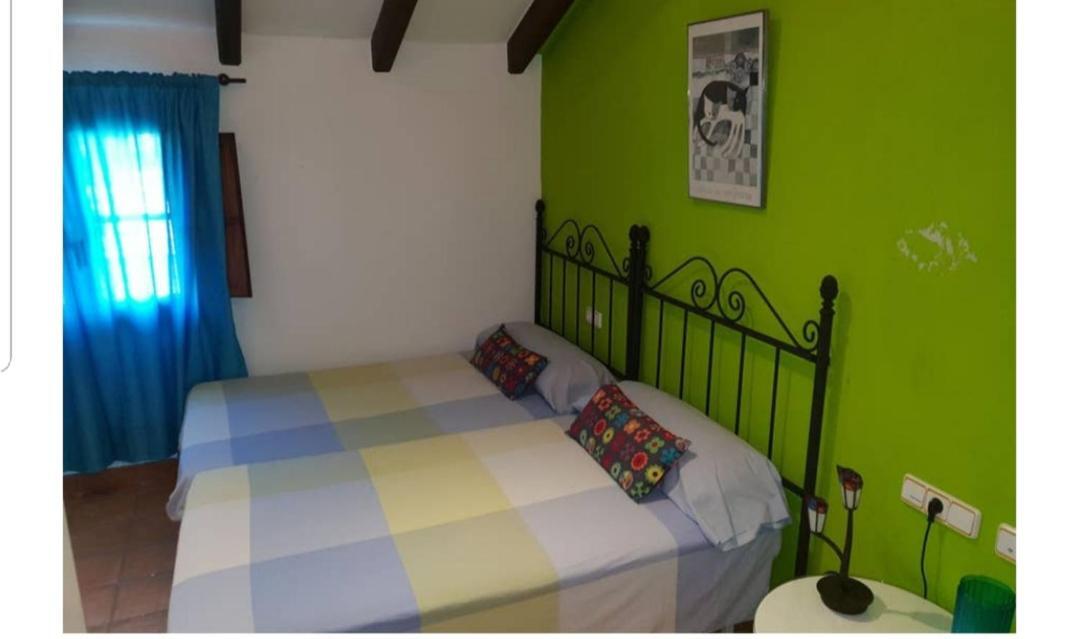 Apartamento en Cortijo totalmente reformado en pleno paraje natural Junto al Caminito del Rey y los sectores mas importantes de escalada A solo 2 minutos de la Estacion de tren Álora Exterior foto