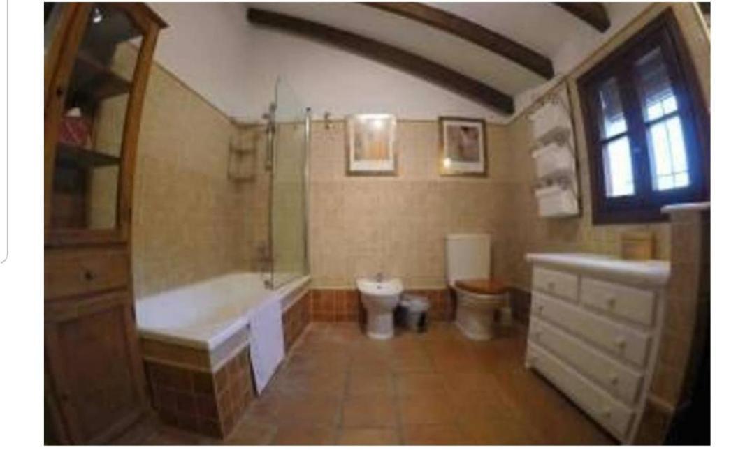 Apartamento en Cortijo totalmente reformado en pleno paraje natural Junto al Caminito del Rey y los sectores mas importantes de escalada A solo 2 minutos de la Estacion de tren Álora Exterior foto